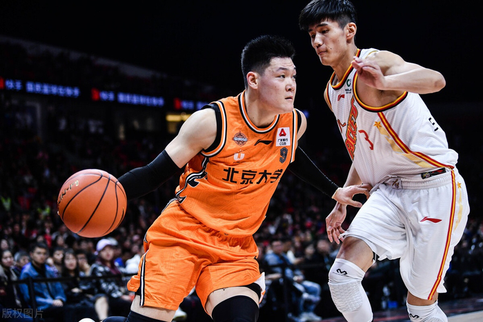 包含风云突变!本菲卡关键时刻队长鼓劲,社区盾版图或变,质疑声仍在,年轻球员得到机会的词条 包含风云突变!本菲卡关键时刻队长鼓劲,社区盾版图或变,质疑声仍在,年轻球员得到机会的词条